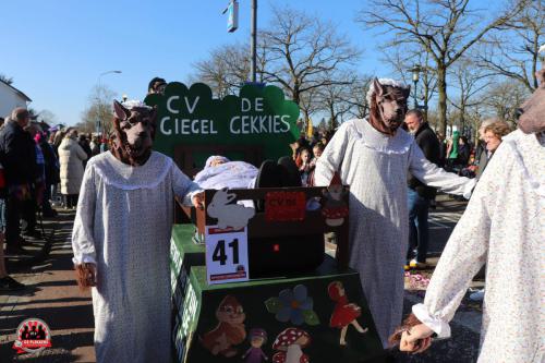 02-03-2025 Optocht - 00082