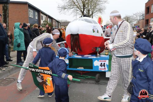 15-2-2026 Optocht00071