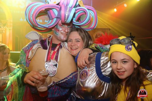 15-2-2026 We droaien deur00008