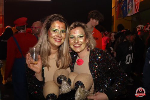 15-2-2026 We droaien deur00044